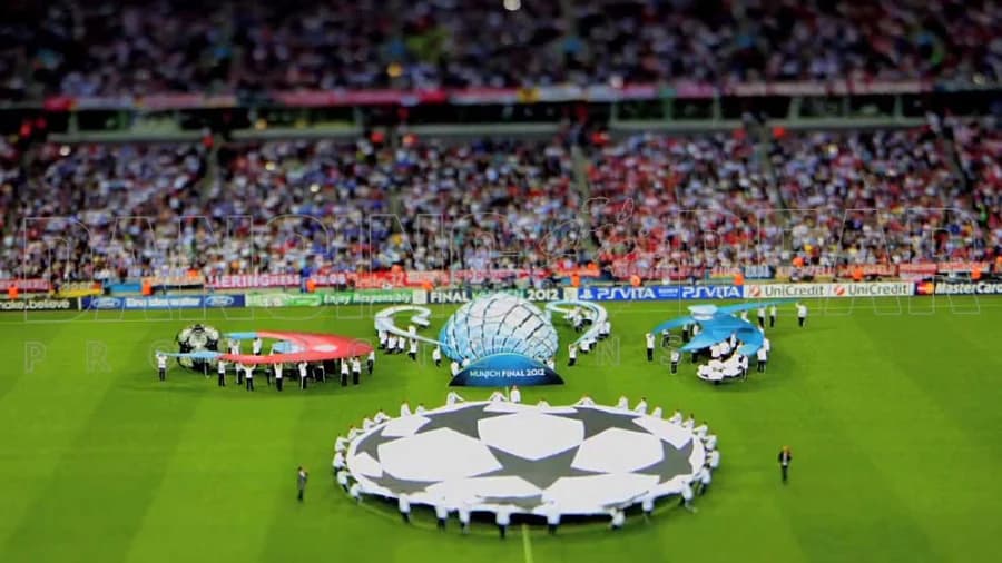 UEFA Projekt Start Start line-up Dancers running across football field formed as a football
